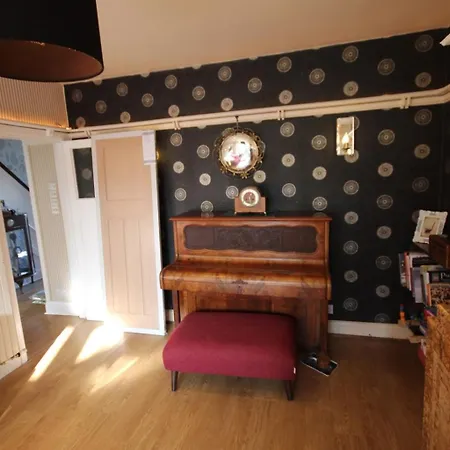 Holiday home Cornellian
