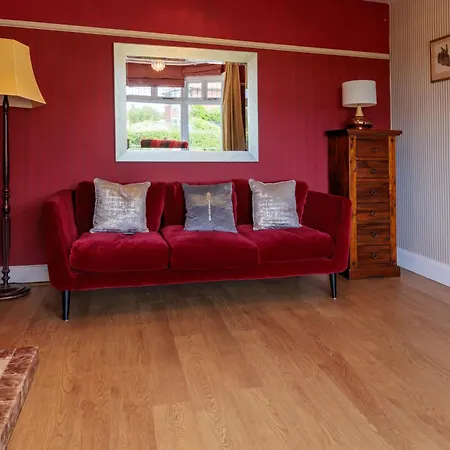 Cornellian Retreat - Charming Rural Fringe 1930's Semi Detached *